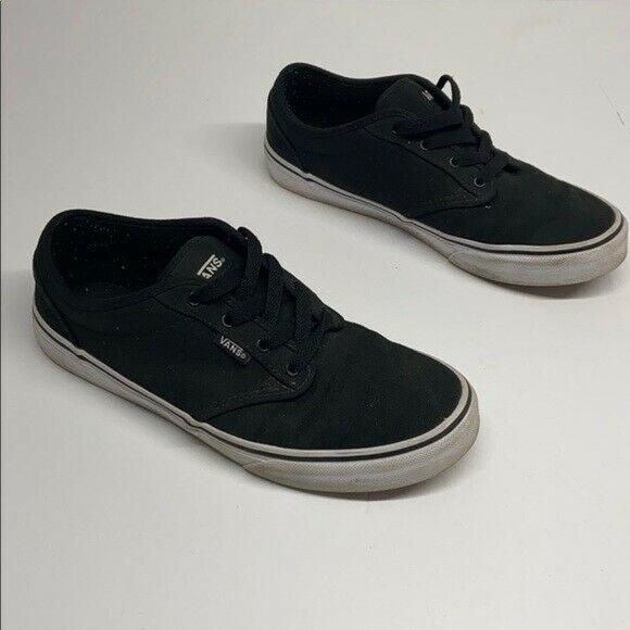 Vans Solid Black Low Canvas Classic Skate Shoes Woman's Size 6.5 - Picture 5 of 6
